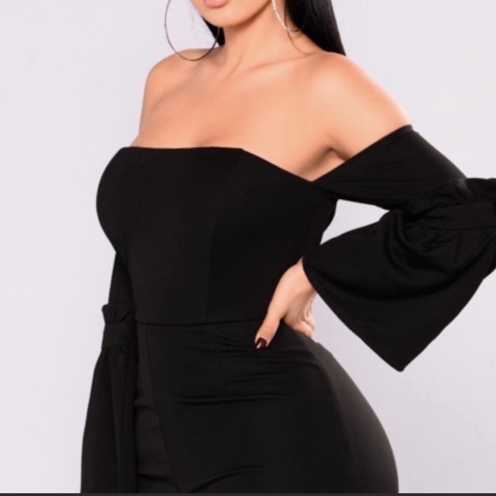 Cold Shoulder Romper - Picture 3 of 6